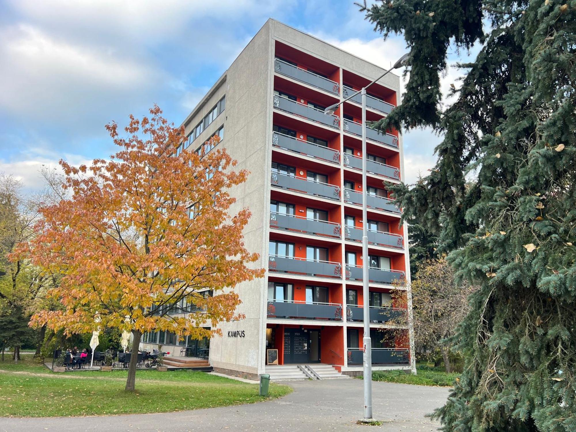 Apartments 4U: Kampus Upstairs Hradec Králové Eksteriør billede
